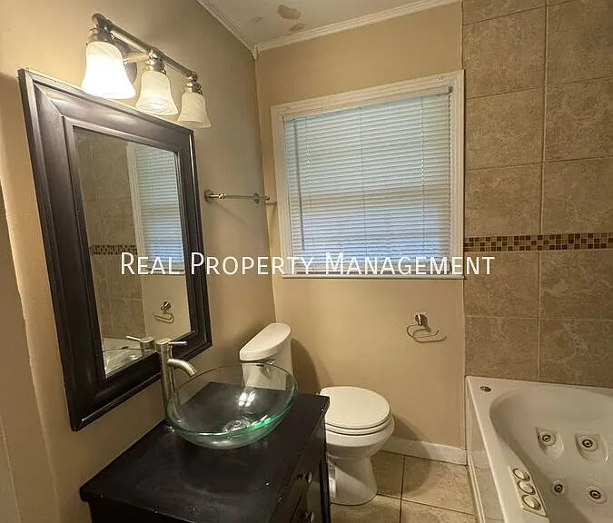 4440 Nicholl Dr — Photo 13