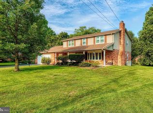 131 Davidson Dr, York, PA 17402