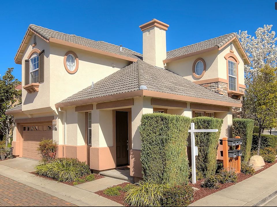 1st image of 3948 Hampden Ct