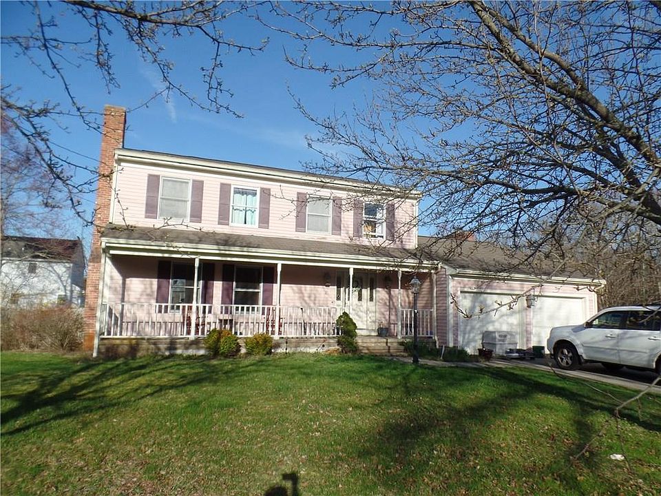 1st image of 2 Basswood Dr