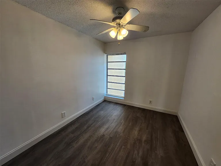 9421 NW 15th St #234 — Photo 23