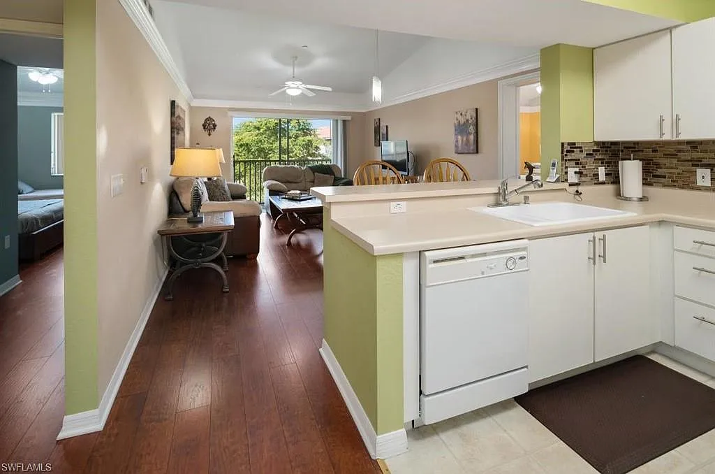 Building Photo - 8297 Key Royal Ln #331