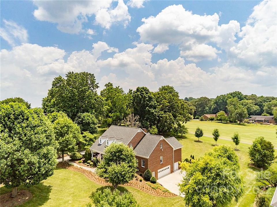 2433 Birdie Ln NE Conover, NC, 28613 Apartments for Rent Zillow