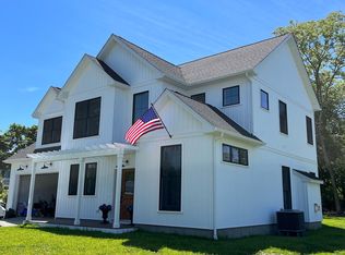 111 Garboard St, Jamestown, RI 02835
