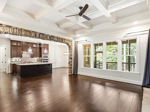 4th image of 1708 Everett Ridge Ct