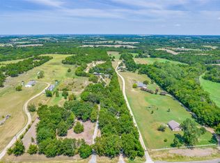 4271 Fm 902, Howe, TX 75459