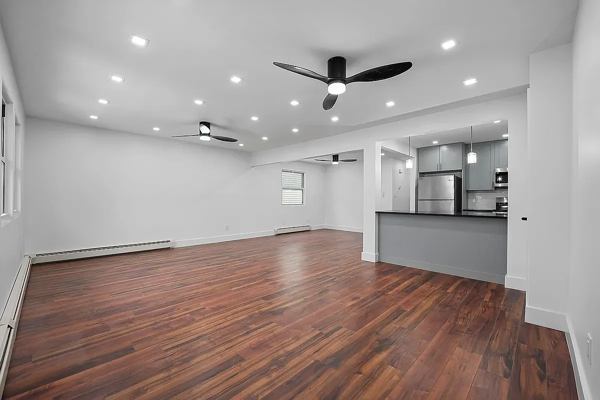 220th Pl, Springfield Gardens — Photo 2