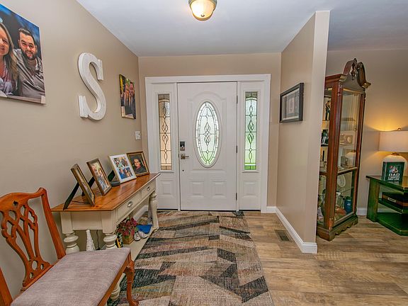 5th image of 701 N Brentwood Ln