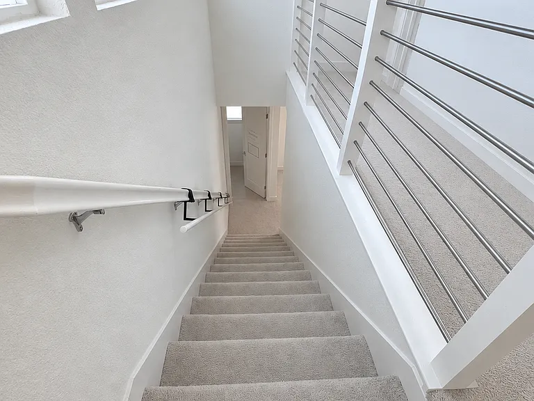 411 Toyama Dr — Photo 24