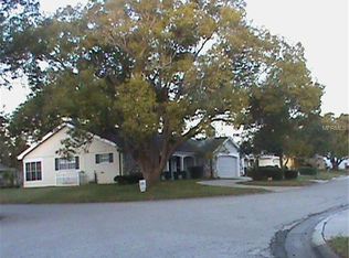 12401 Spanish Moss Dr, Hudson, FL 34667