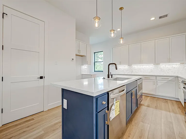 3503 Anita St — Photo 34