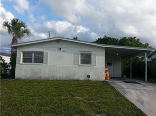 1307 W 24th St, Riviera Beach, FL 33404