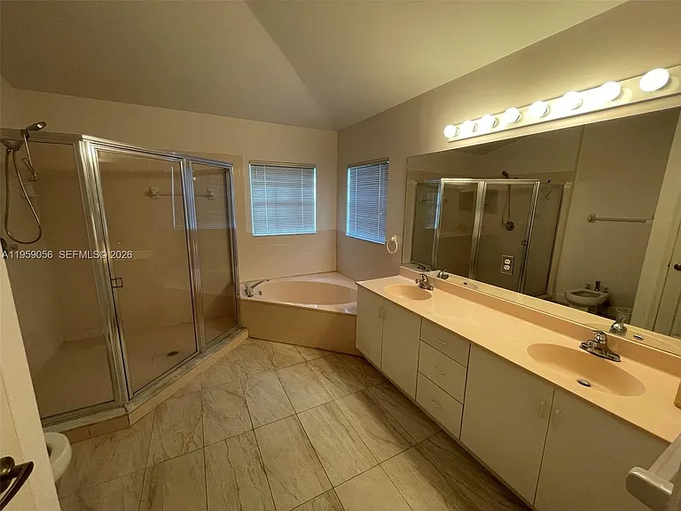 2710 Augusta Dr #25 — Photo 18