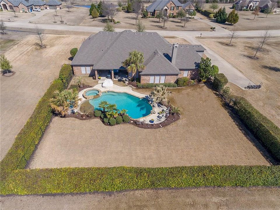 1st image of 274 Savanna Hill Ln
