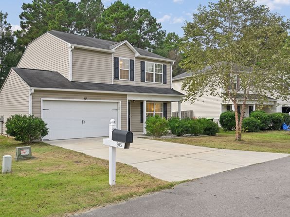 205 Chalet Rd