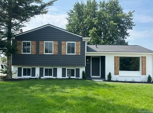 13272 Canal Rd, Sterling Heights, MI 48313