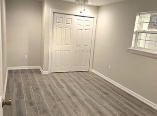 3426 Ridgemont Dr #B, Orange, TX 77630