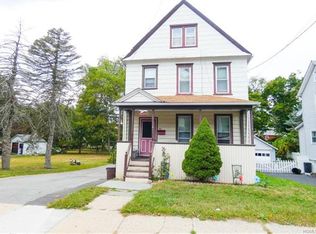 90 Sprague Ave, Middletown, NY 10940