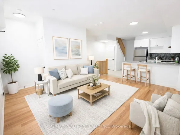 60 Baynes Way #12, Bradford West Gwillimbury, ON L3Z 4M3