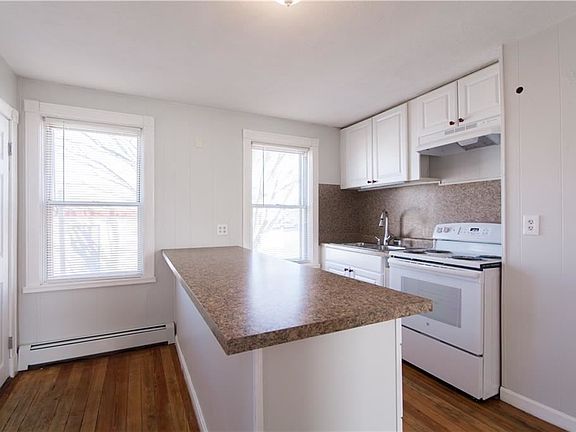 3rd image of 43 Brown St #1-1-1