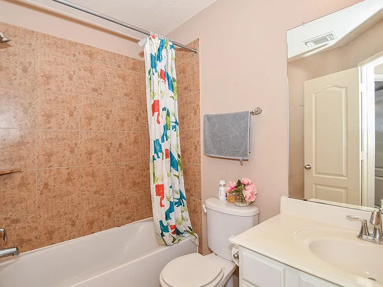 17319 Brookhollow Court Dr — Photo 26