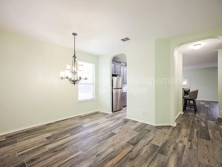 12102 Medina Ml — Photo 13