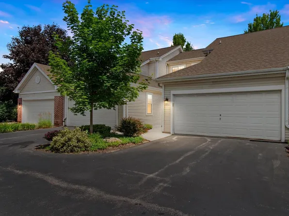 6913 West Rawson AVENUE, Franklin, WI 53132