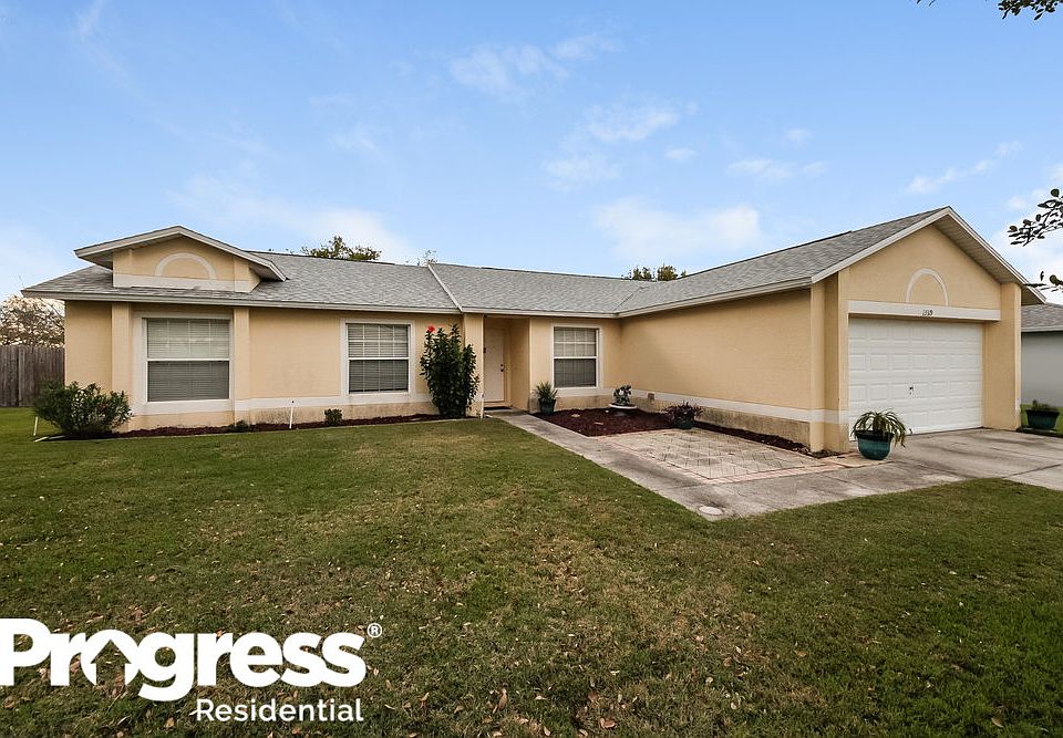 1st image of 13319 Pinyon Dr