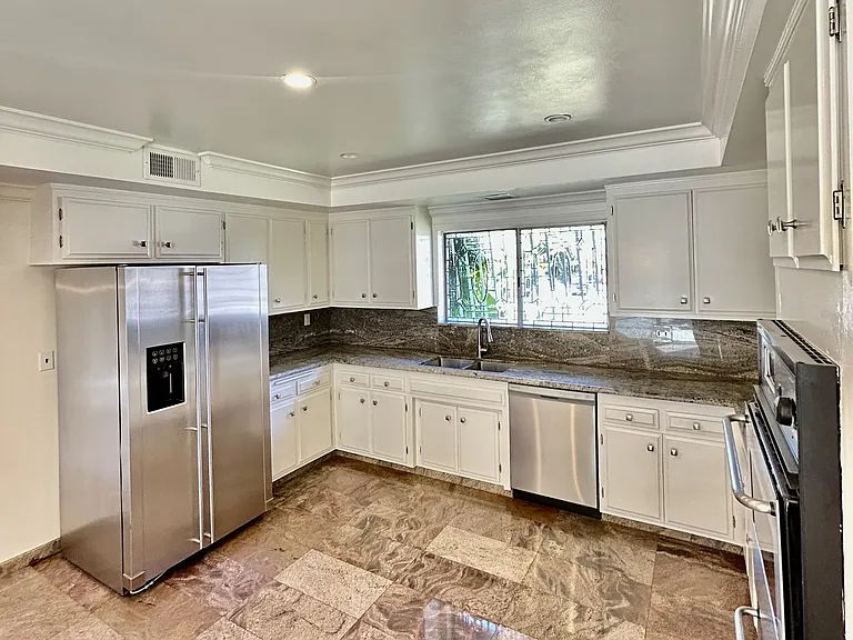 22525 Flamingo St — Photo 5