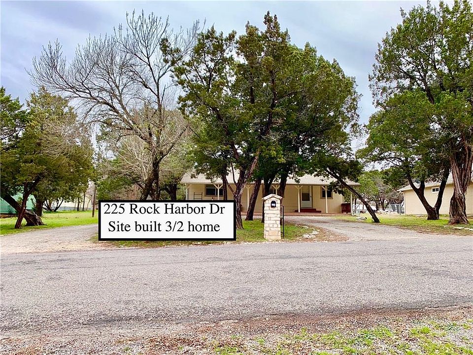 1st image of 225 Rock Harbor Dr