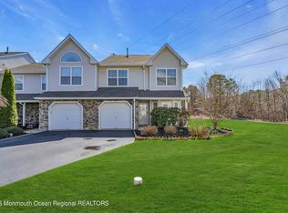 48 Buford Ct, Tinton Falls, NJ