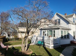 13 Washington Sq, Revere, MA 02151