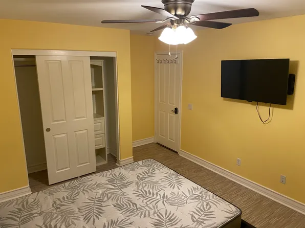 6554 Vanderbilt St, Chino, CA 91710