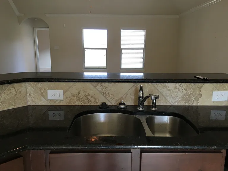 180 Sandstone Trl — Photo 4