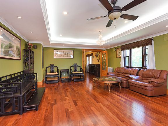 5th image of 4905 Douglaston Pkwy