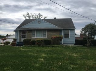 27 W Almond St, Vineland, NJ 08360