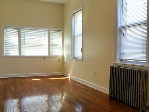 Bedroom - front facing