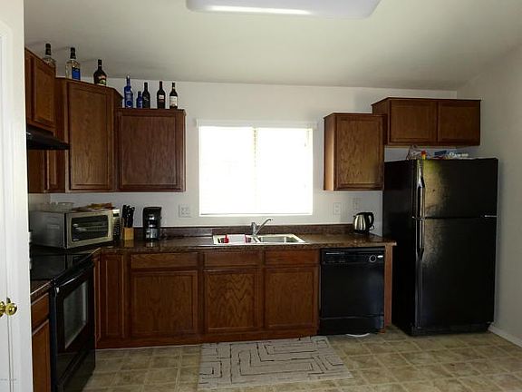 3rd image of 23884 N High Dunes Dr