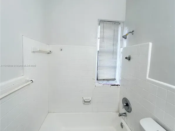 667 NE 86th St #6673B, Miami, FL 33138