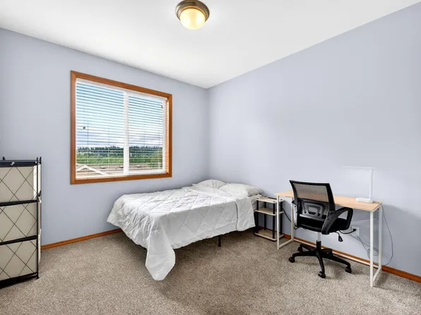 (undisclosed Address), Milton, WA 98354