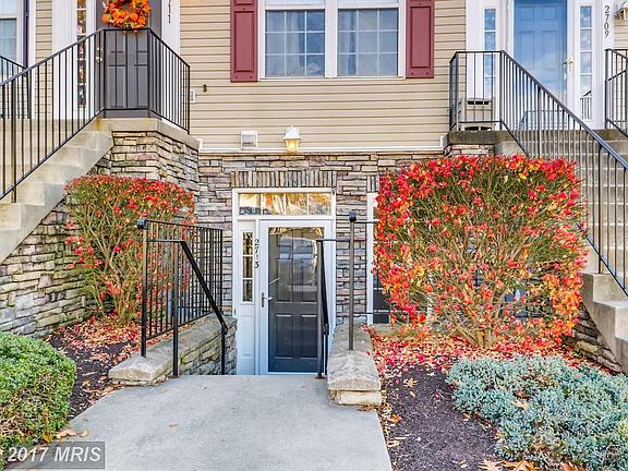2nd image of 2713 Oak Leaf Ct