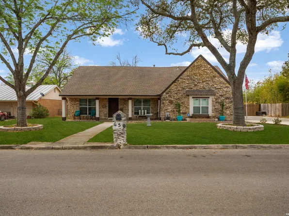 450 SPACEWAY DR, Windcrest, TX 78239