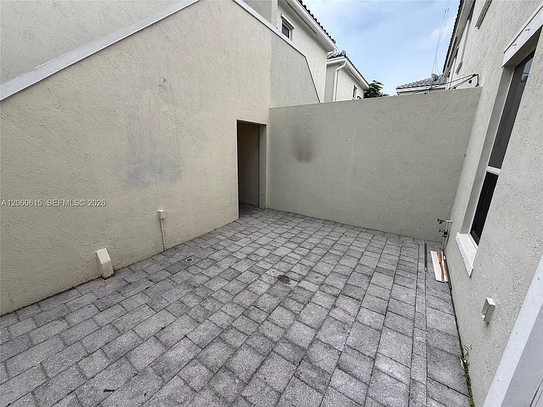 9465 SW 171st Ct #MAIN — Photo 14