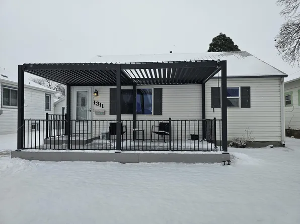 1311 W 5th Street, North Platte, NE 69101