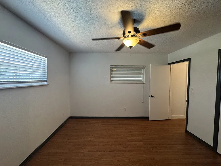 2806 Summerfield Rd — Photo 22