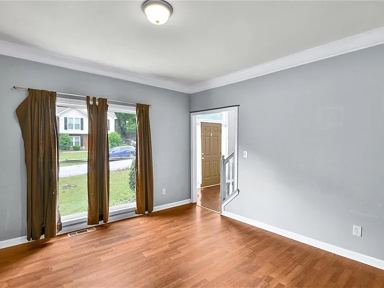 514 Rams Ct — Photo 8