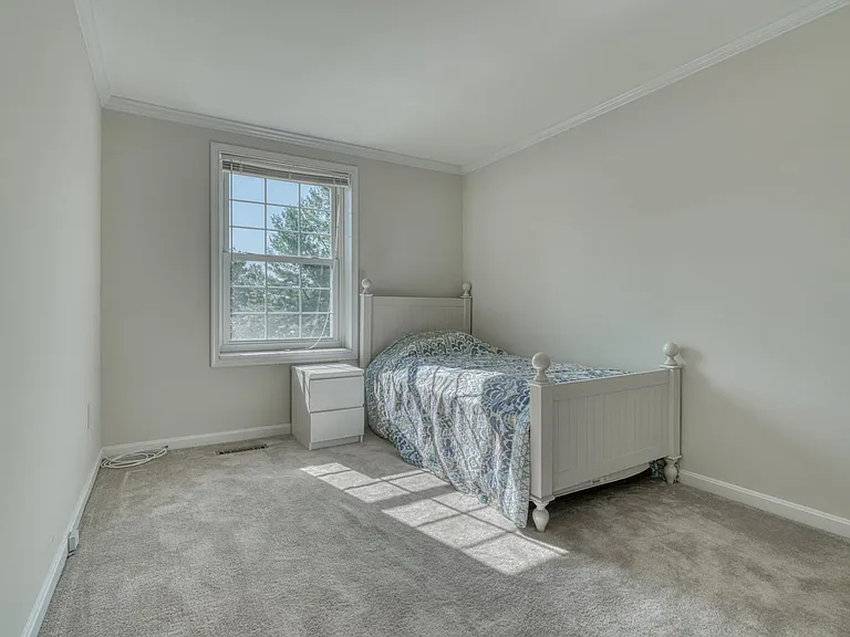 18 Collis Ct — Photo 15