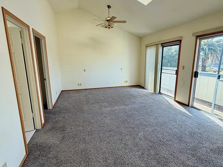 74 San Luis Ct — Photo 9