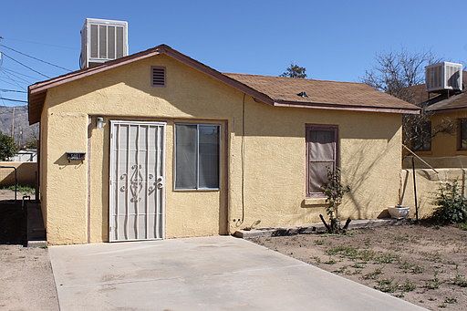 1st image of 501 1/2 Catalina Ln