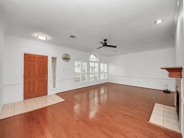 2204 Gemini St — Photo 4